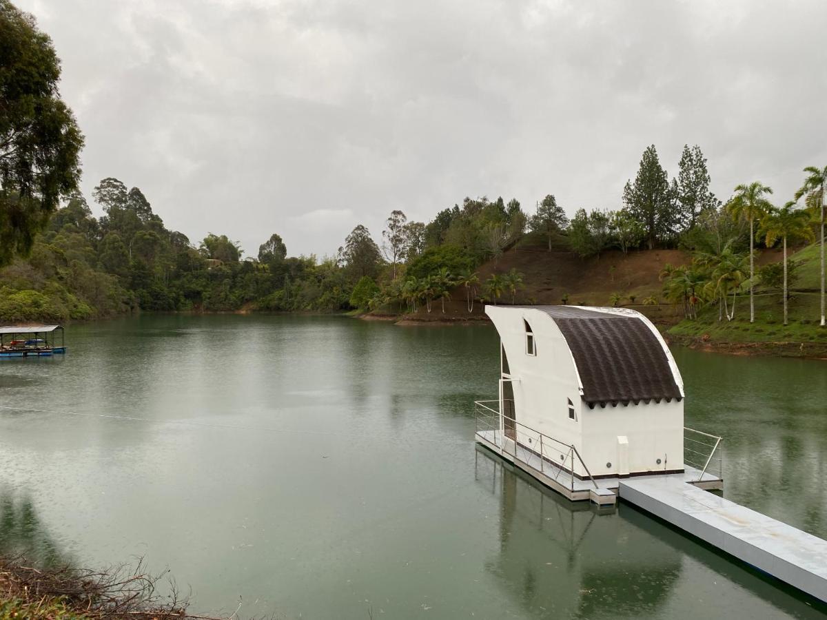 Casa Flotante La Trinidad Hotel Guatapé Kültér fotó