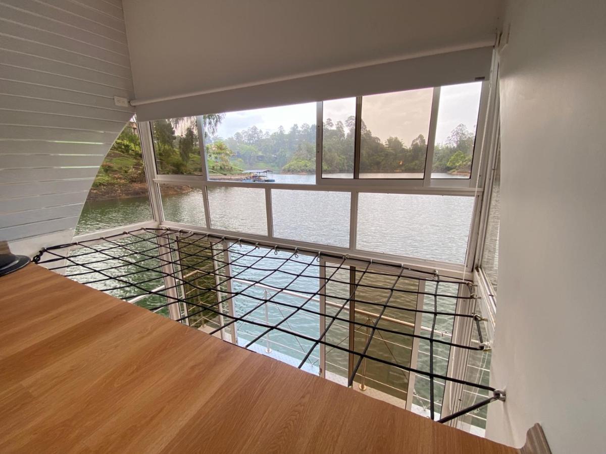 Casa Flotante La Trinidad Hotel Guatapé Kültér fotó