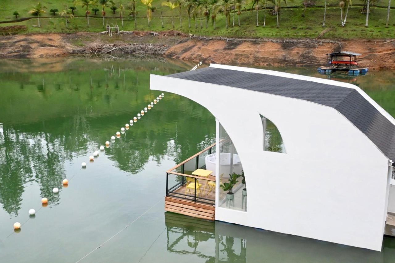 Casa Flotante La Trinidad Hotel Guatapé Kültér fotó