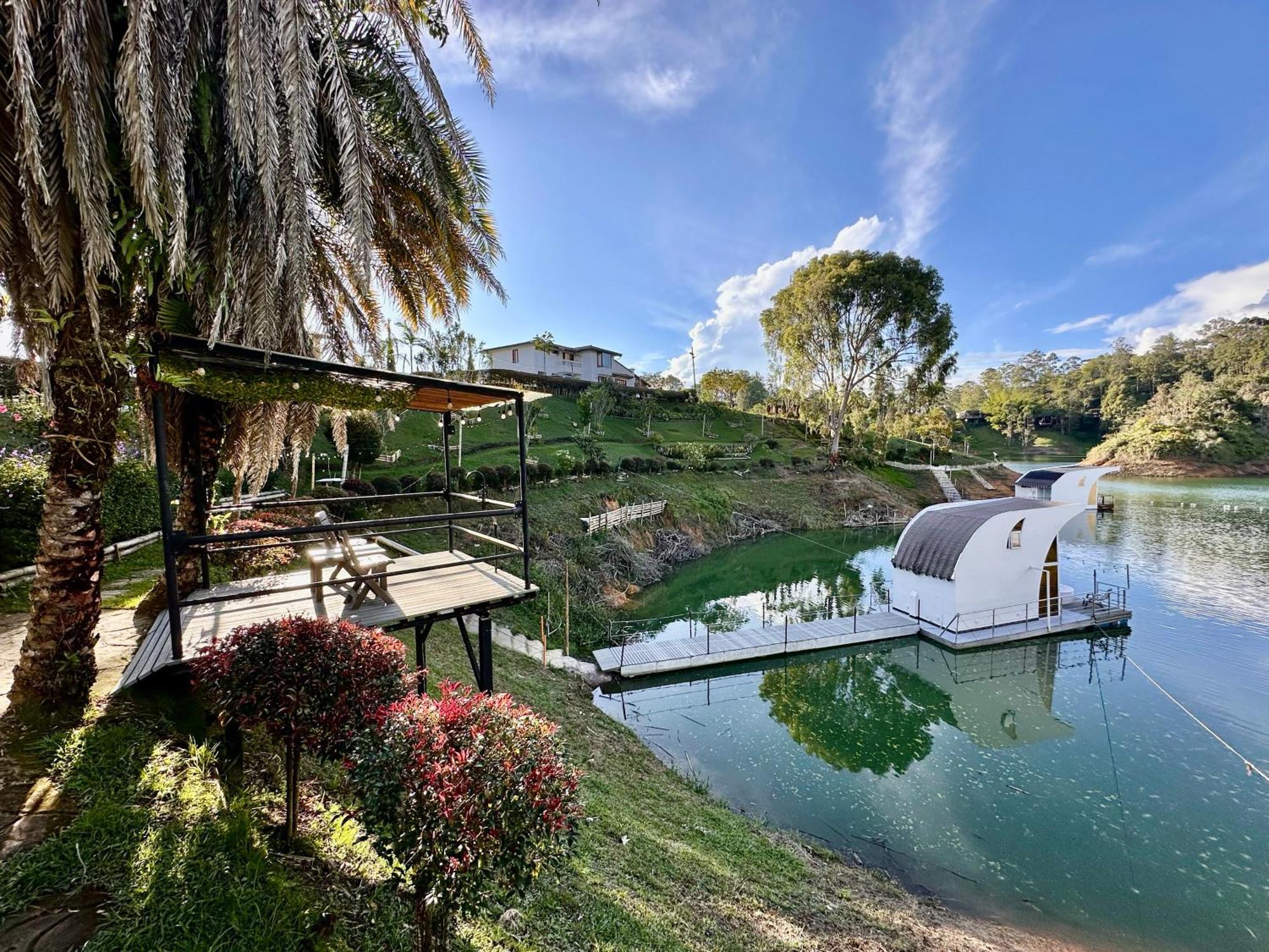 Casa Flotante La Trinidad Hotel Guatapé Kültér fotó
